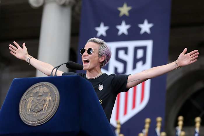 megan-rapinoe-podium